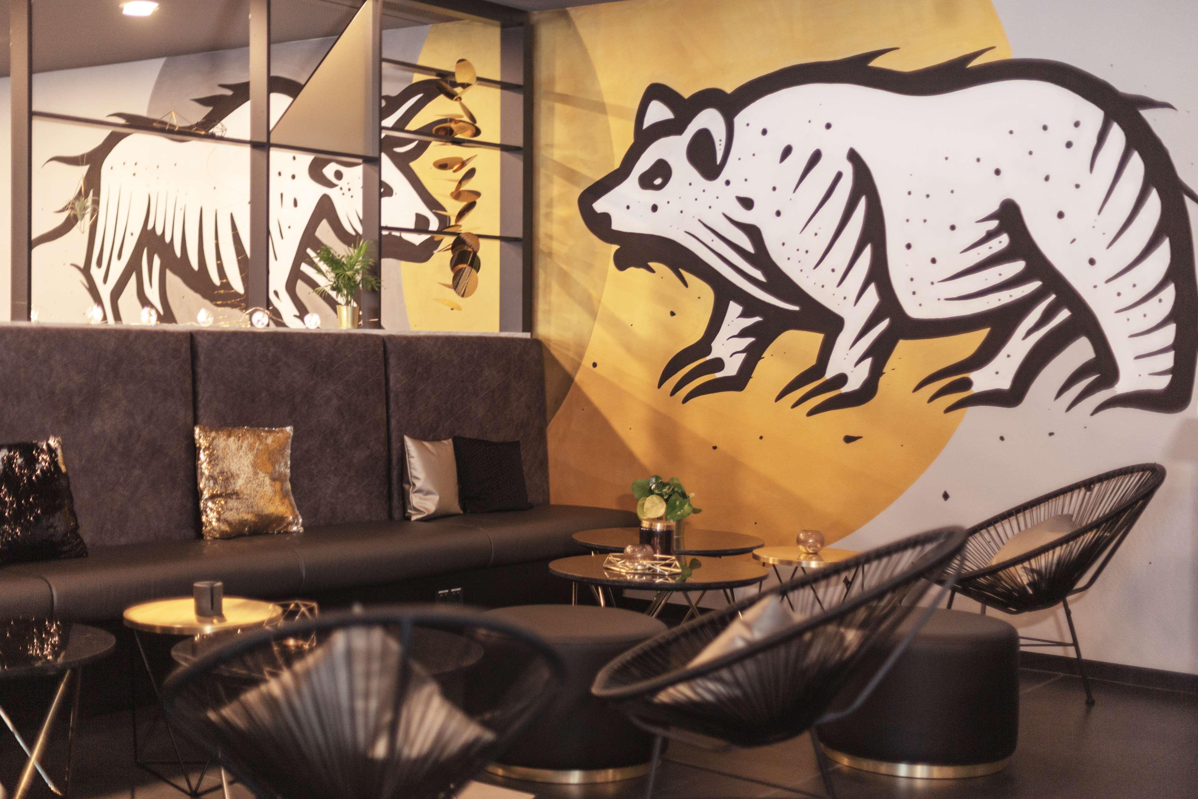 - The Niu, Coin Frankfurt Ostend By Ihg Отель