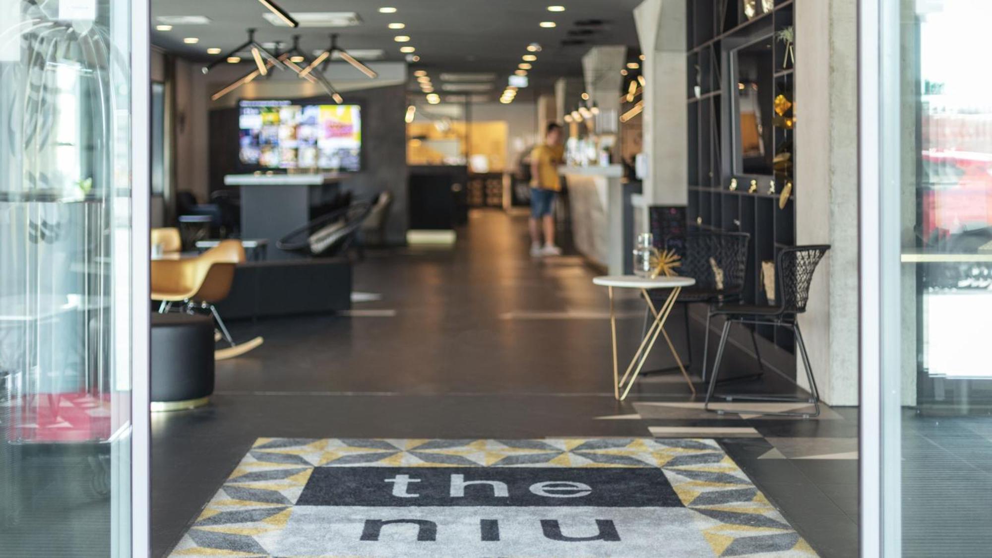 - The Niu, Coin Frankfurt Ostend By Ihg Отель 3*